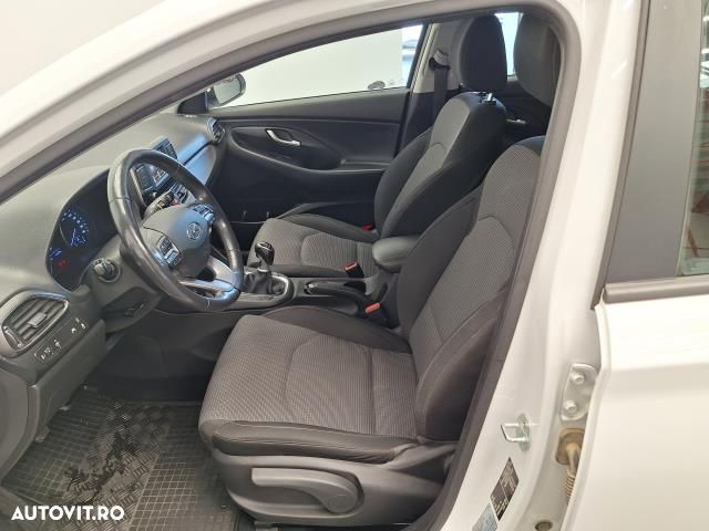 Hyundai i30 - 10