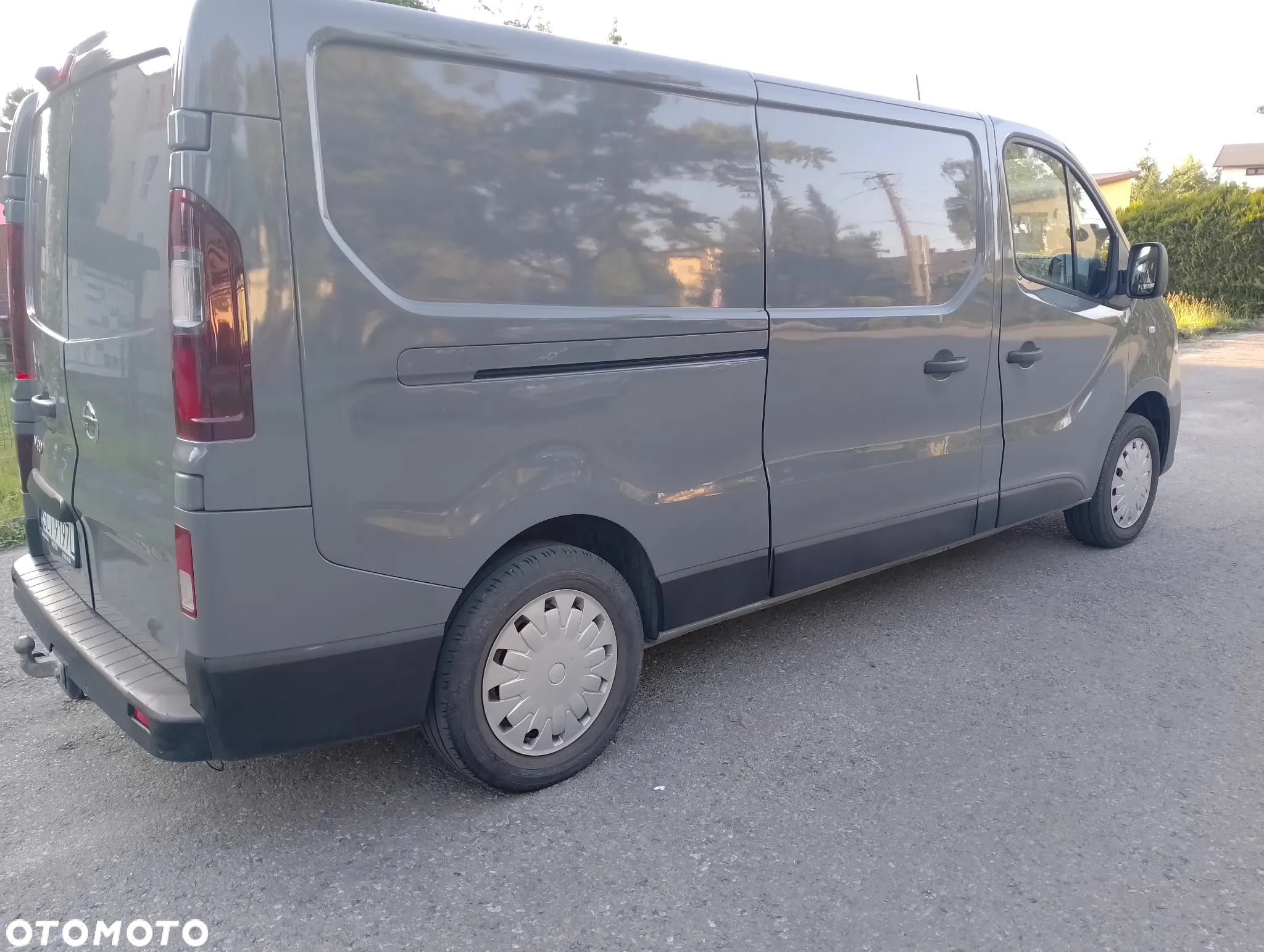Nissan NV300 - 2