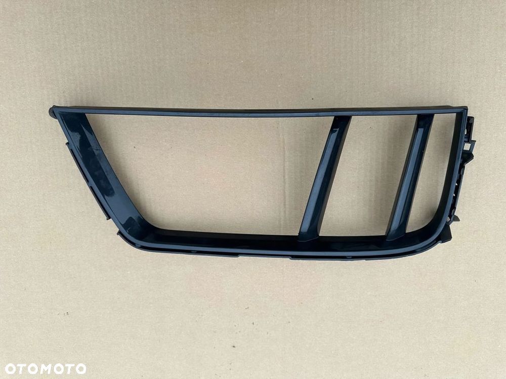 KRATKA W ZDERZAK TYLNY Audi R8 4S 2016 PRAWA ORYGINAŁ - 1