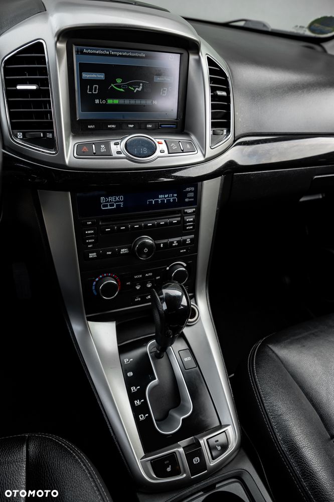 Chevrolet Captiva - 32