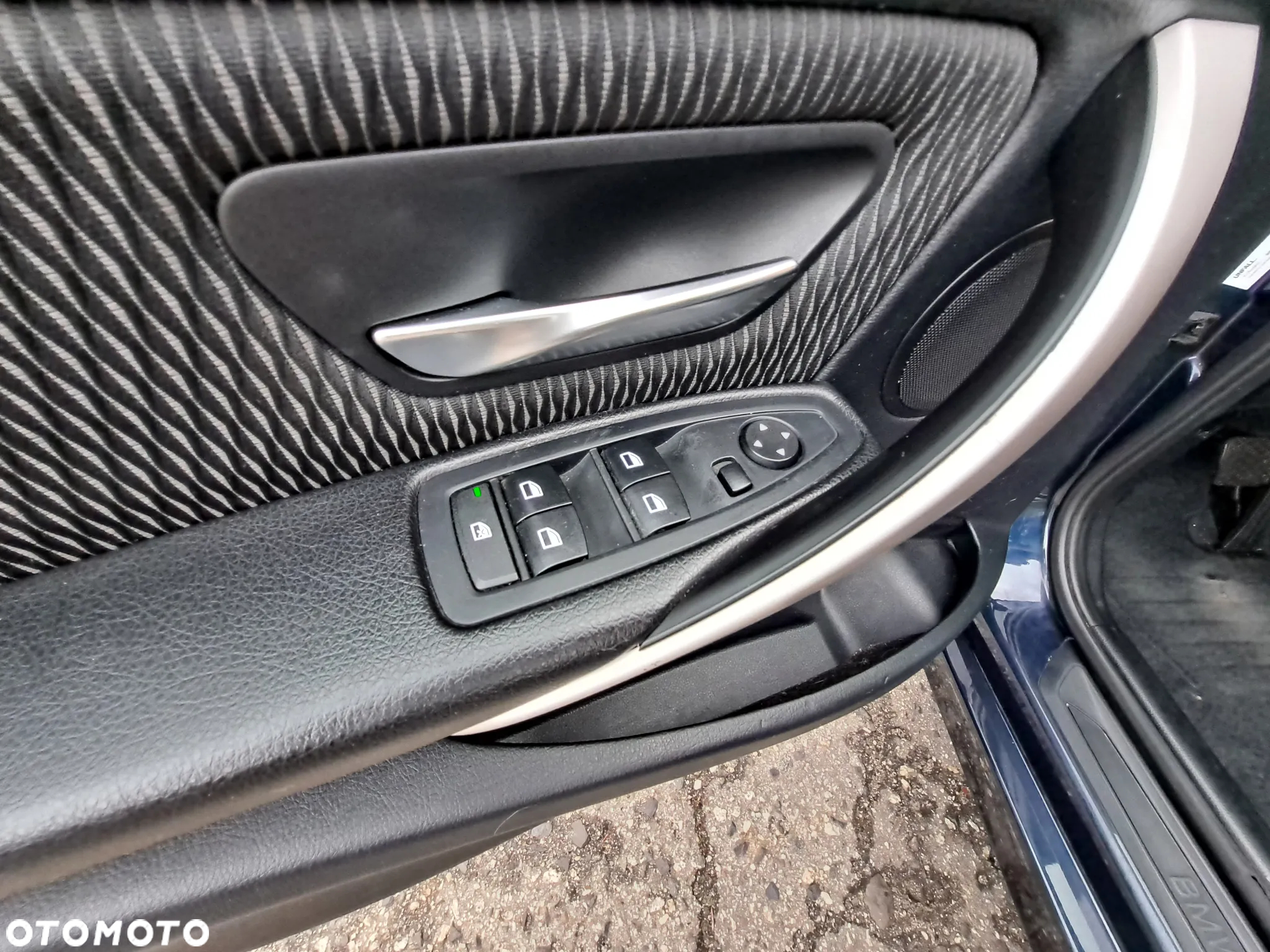 BMW Seria 3 320d Touring Sport Line - 26