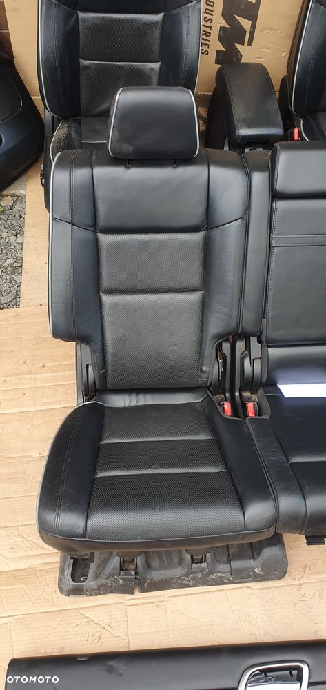 Fotele kanapa boczki podłokietnik komplet półskóra elektryczne Overland Jeep Grand Cherokee 4 WK2 - 16