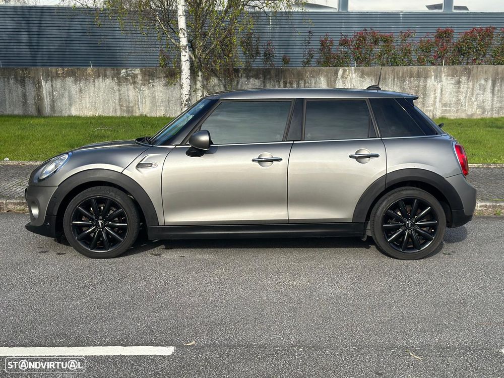 MINI 5 Portas Cooper D 60 Years Chili - 8