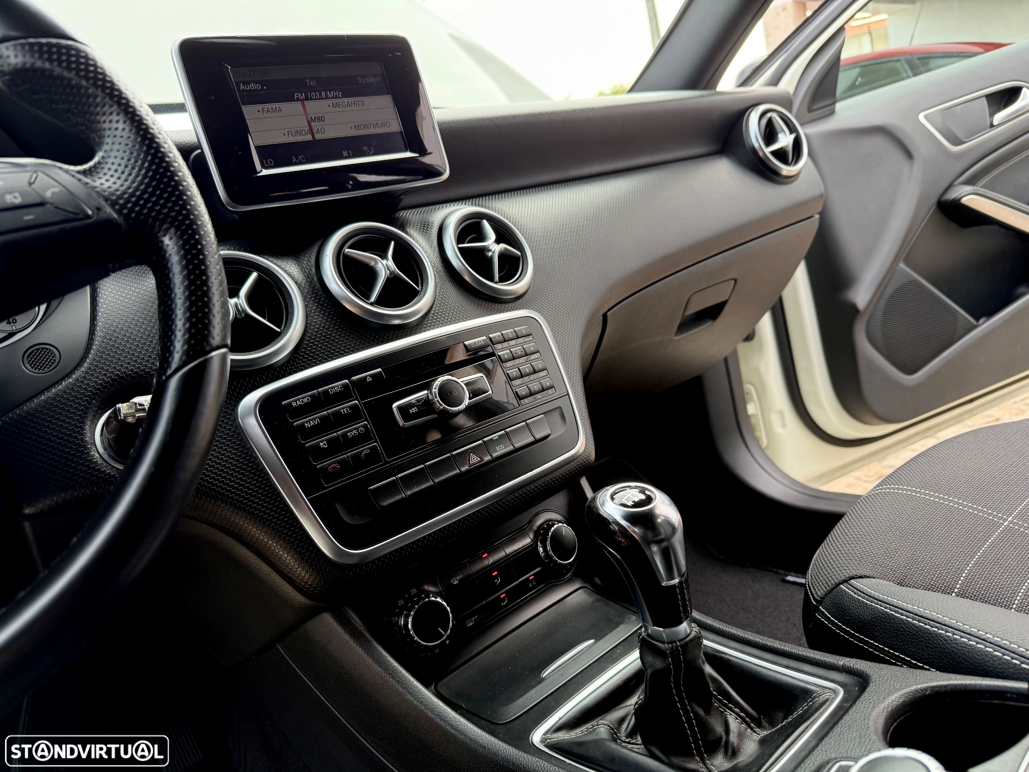 Mercedes-Benz A 180 CDI (BlueEFFICIENCY) Urban - 45