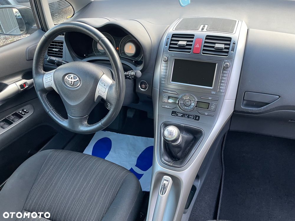 Toyota Auris 2.0 D-4D - 22