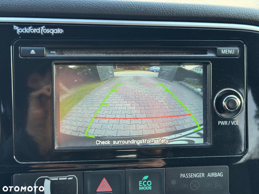 Mitsubishi Outlander 2.2 DI-D Instyle SDA 4WD - 32