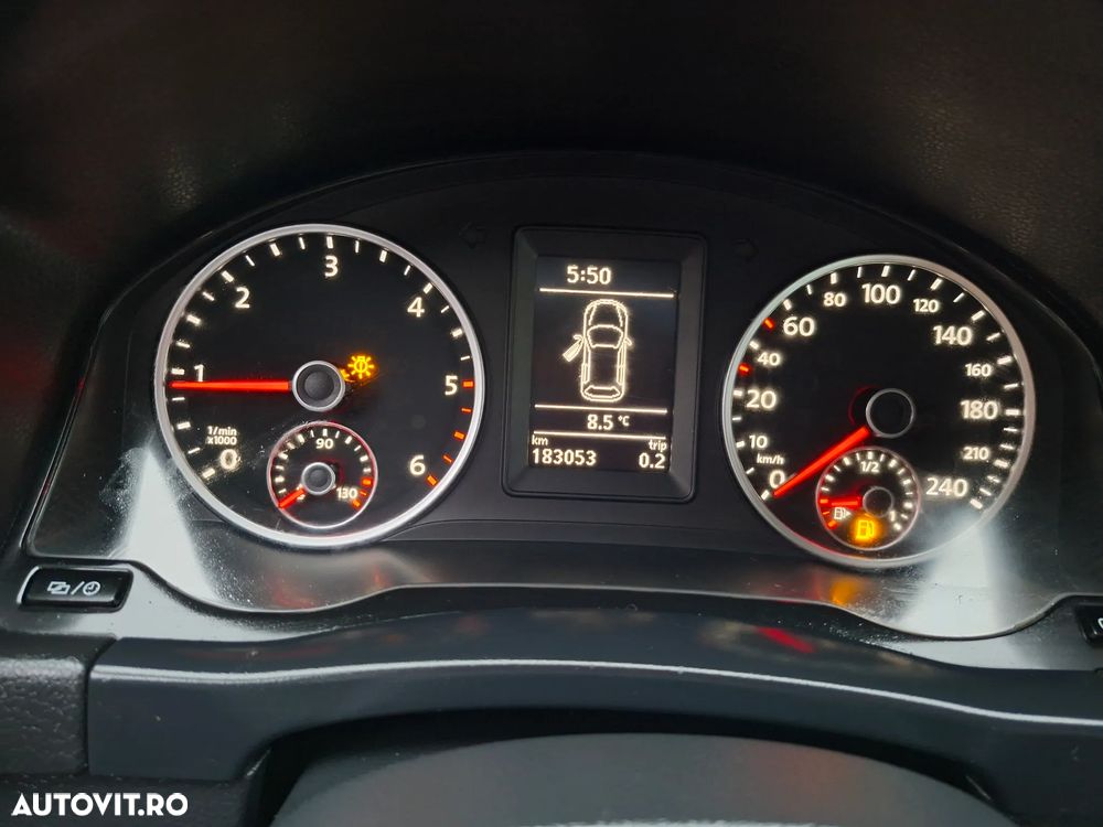 Volkswagen Tiguan - 16