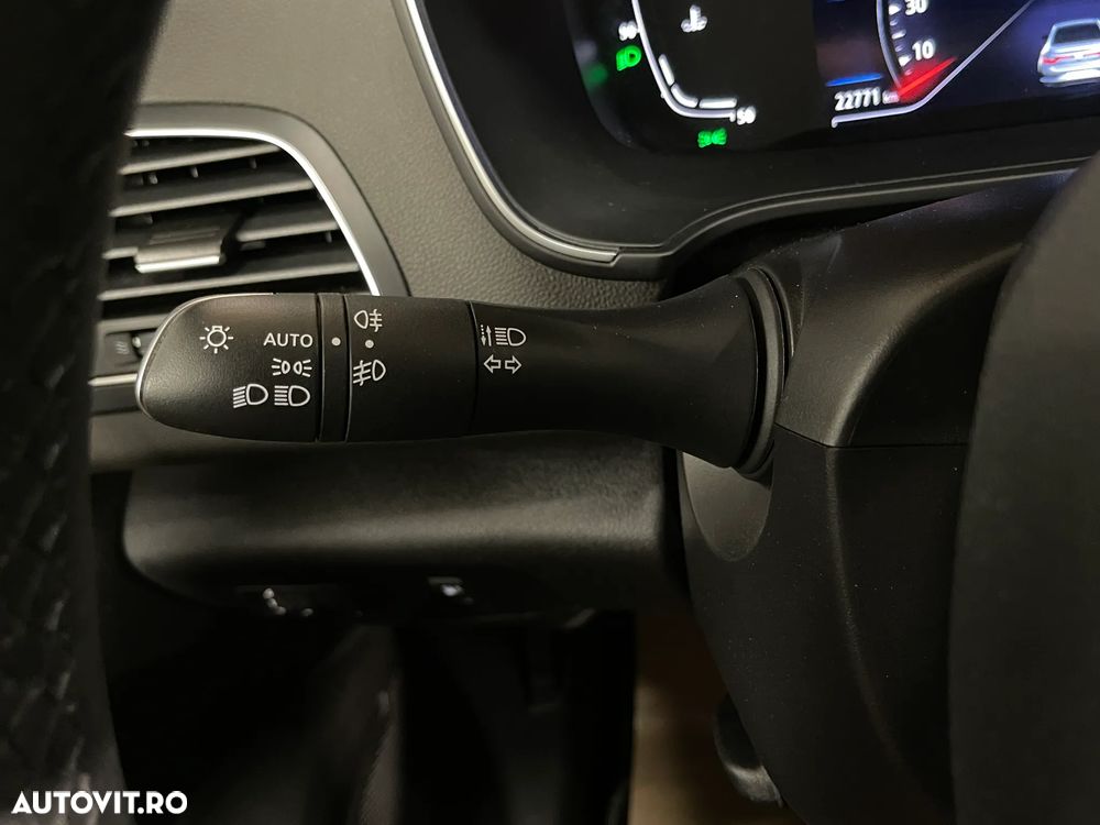 Renault Megane TCe 140 GPF Equilibre - 20