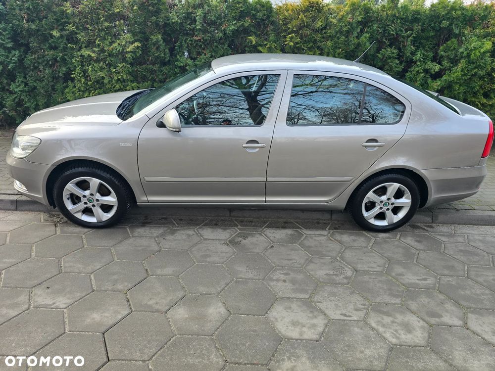 Skoda Octavia 1.2 TSI FAMILY - 12