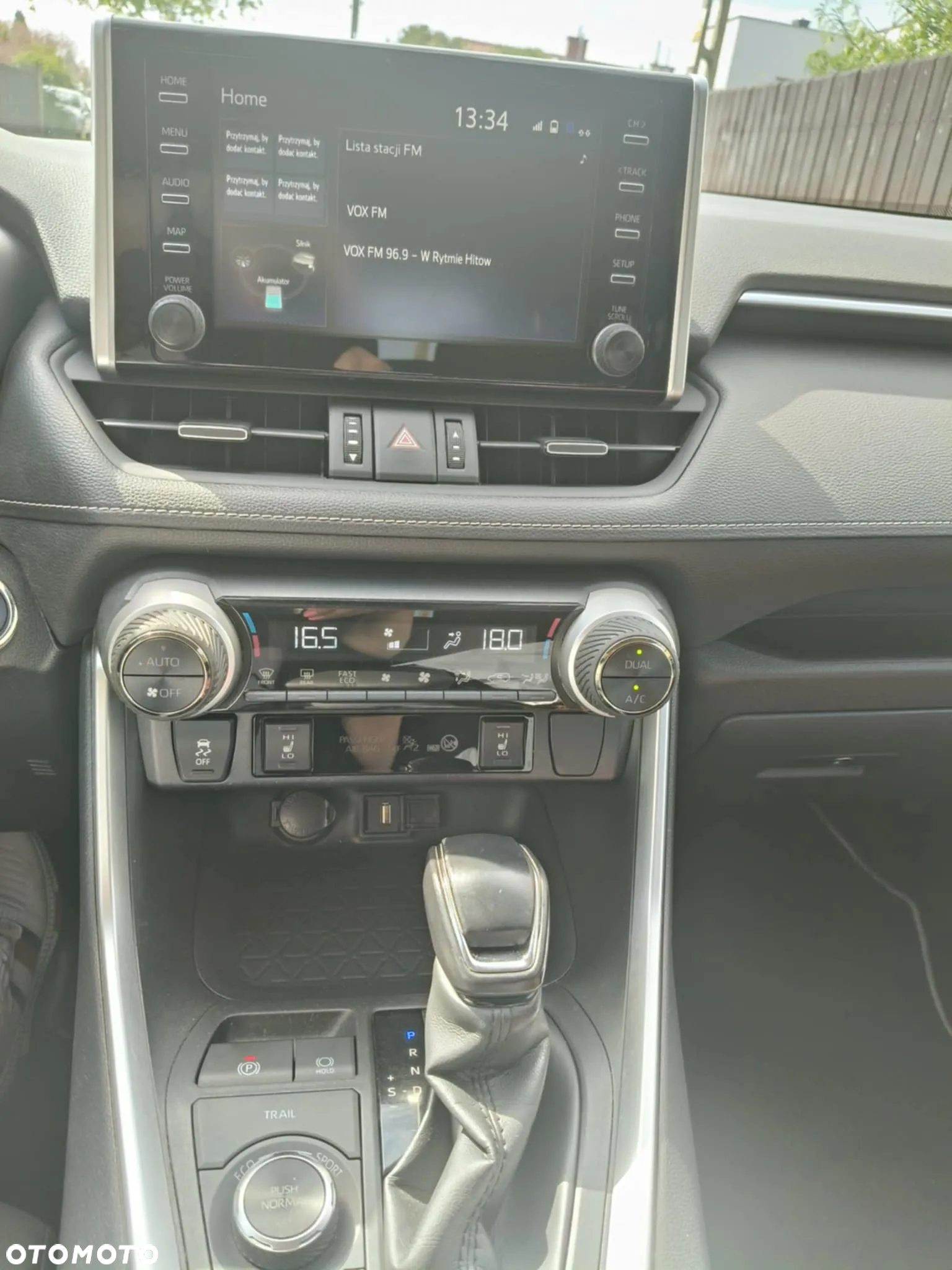 Toyota RAV4 - 11