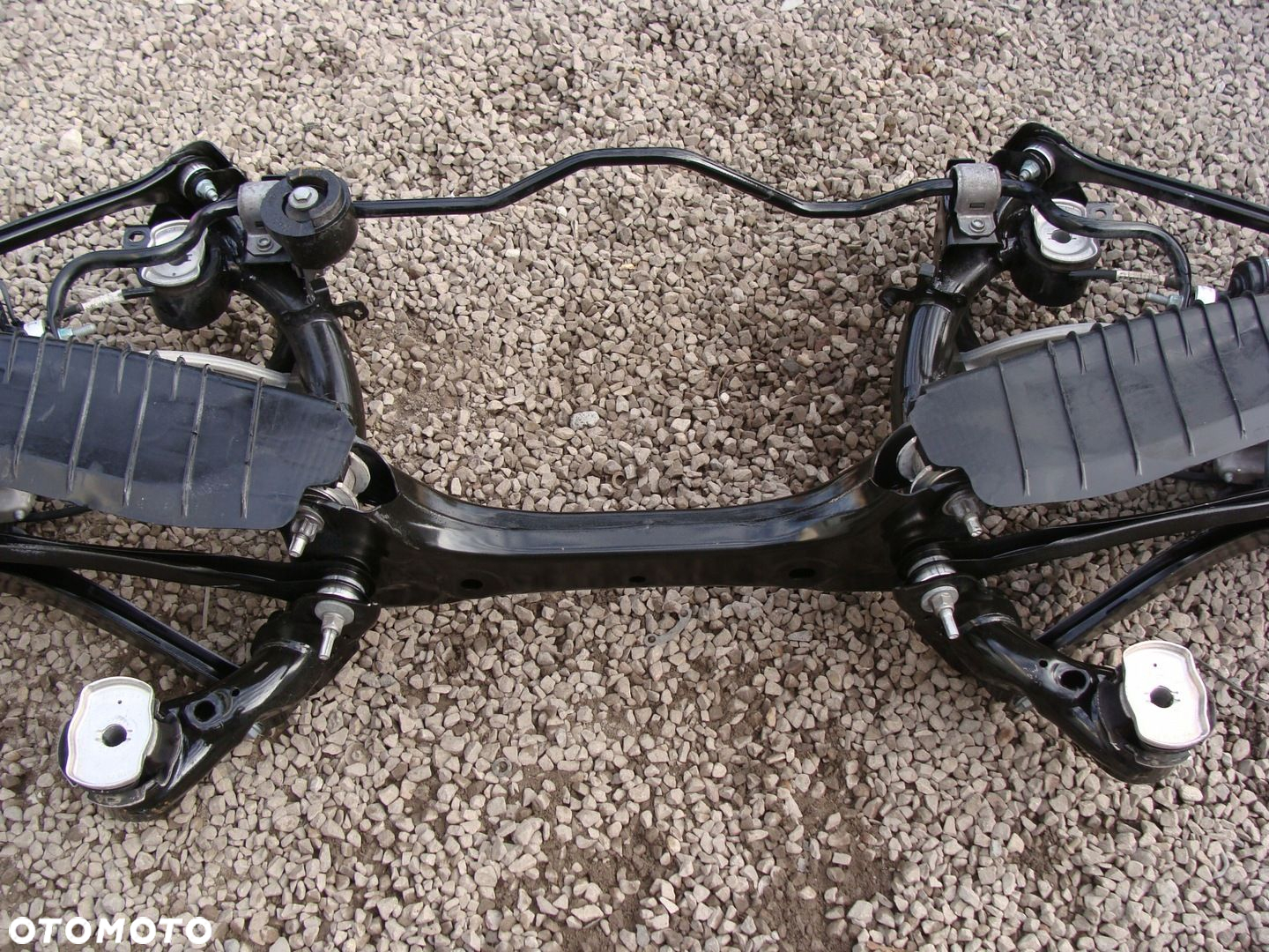 ZAWIESZENIE TYLNE KOMPLETNE AUDI A4 B9 2WD - 11
