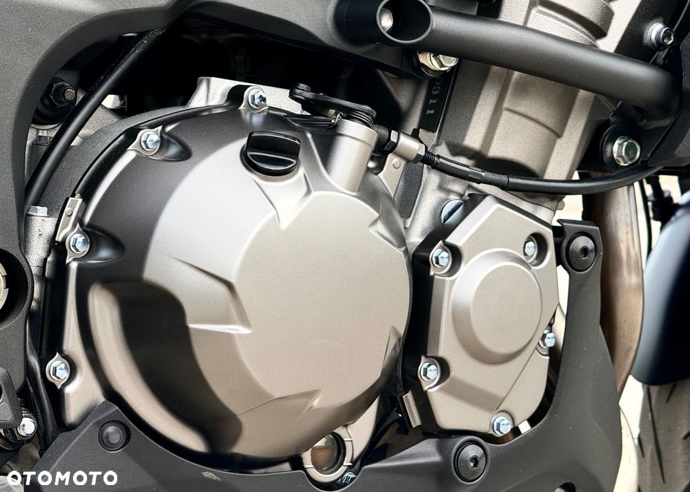Kawasaki Versys 1000 - 20