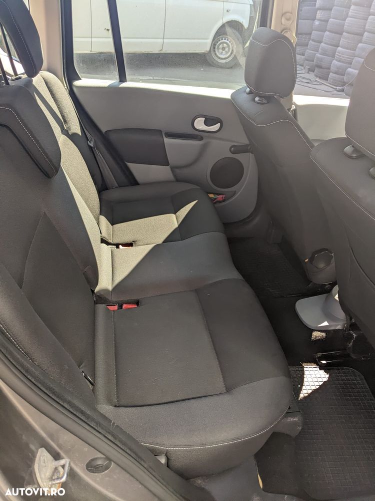 Renault Modus - 8