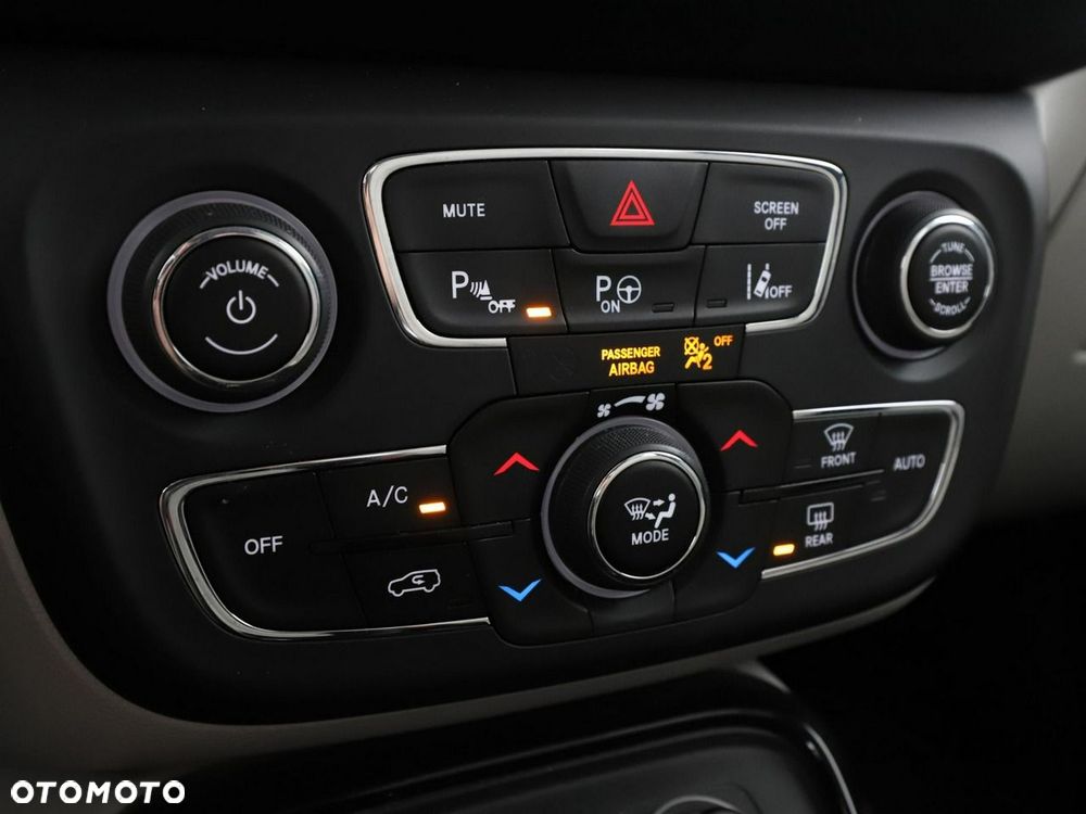 Jeep Compass 1.6 MJD Limited FWD S&S - 28