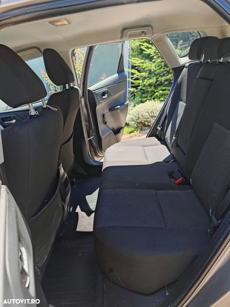 Toyota Auris 1.3 Dual VVT-i Terra - 20