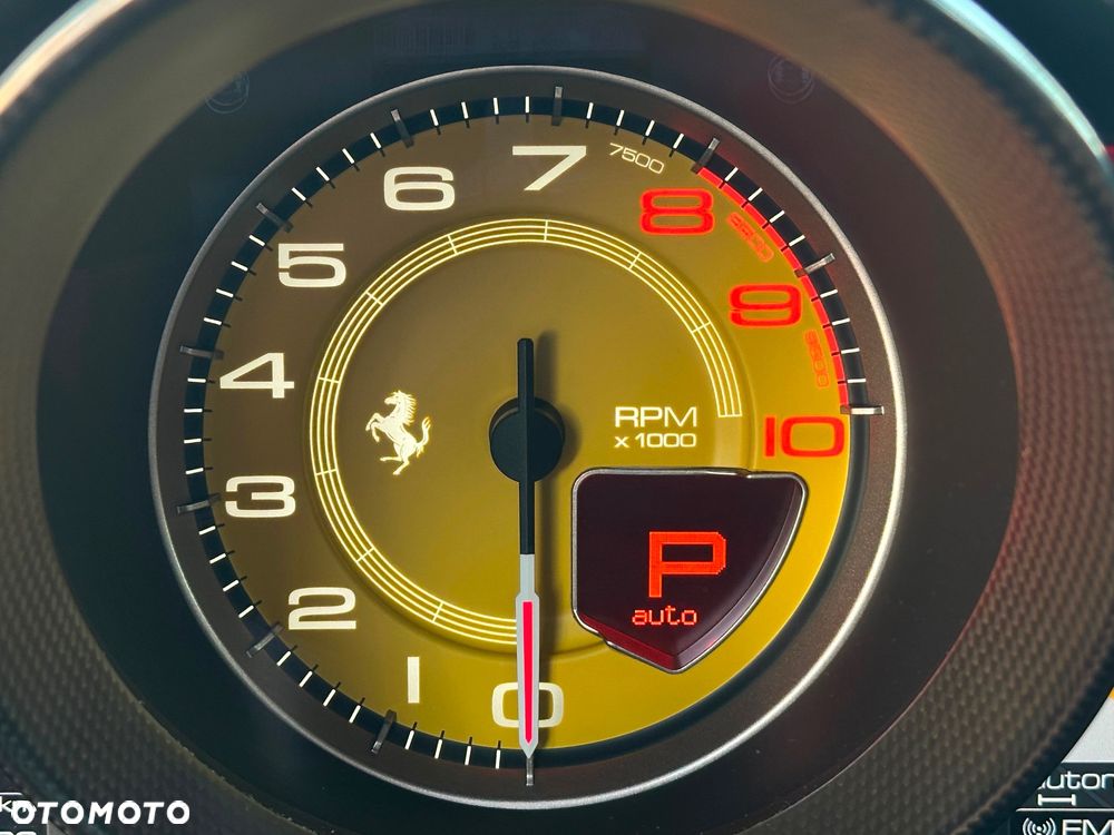 Ferrari 488 - 24