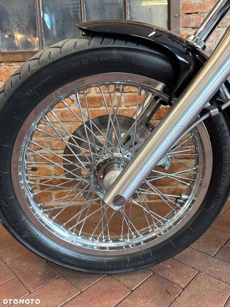 Suzuki Intruder - 14