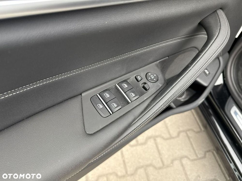 BMW Seria 5 - 12