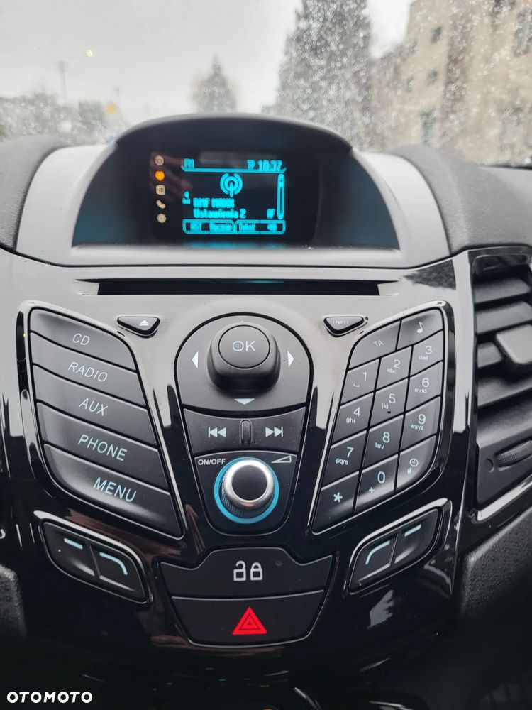 Ford Fiesta 1.0 EcoBoost Titanium - 30