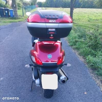 Piaggio MP-3 - 3