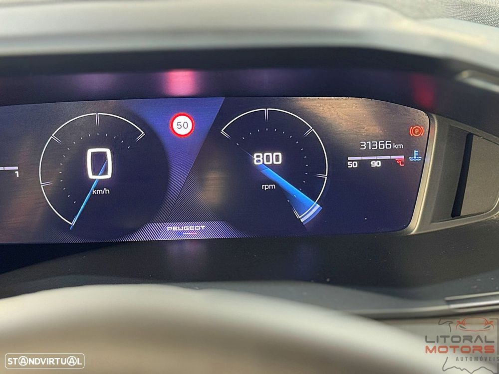 Peugeot 2008 1.2 PureTech Allure Pack - 26