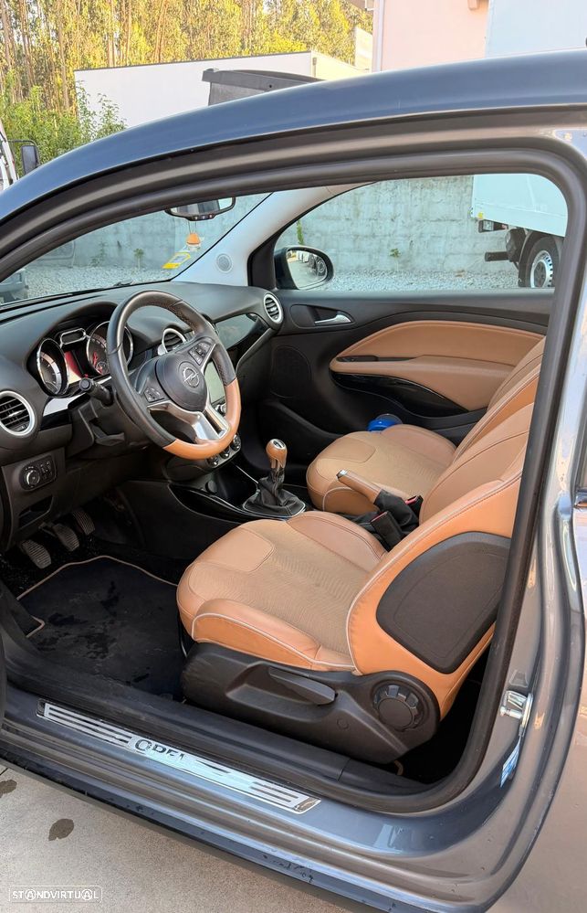 Opel Adam 1.0 T Rocks - 10