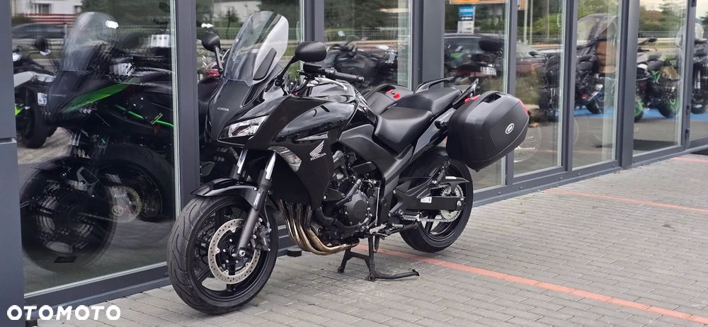 Honda CBF - 30