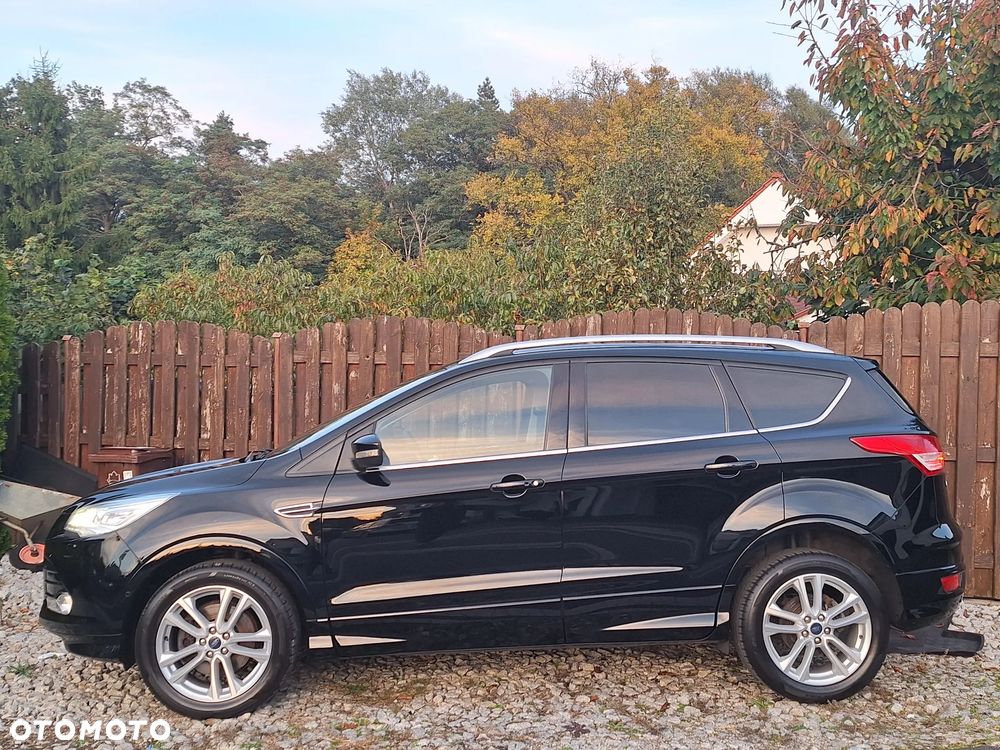 Ford Kuga 2.0 TDCi 2x4 ST-Line - 4