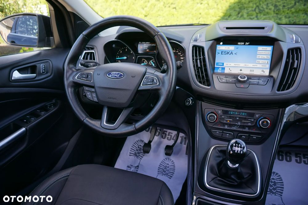 Ford Kuga - 35