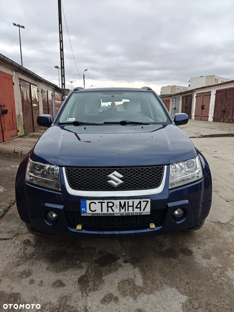 Suzuki Grand Vitara 2.0 - 11