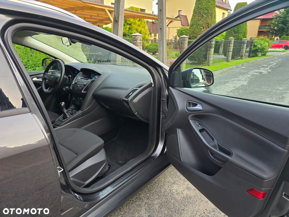 Ford Focus 1.0 EcoBoost Gold X (Edition Start) - 33