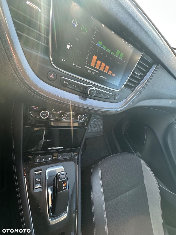 Opel Grandland X 1.6 T Elite S&S - 9