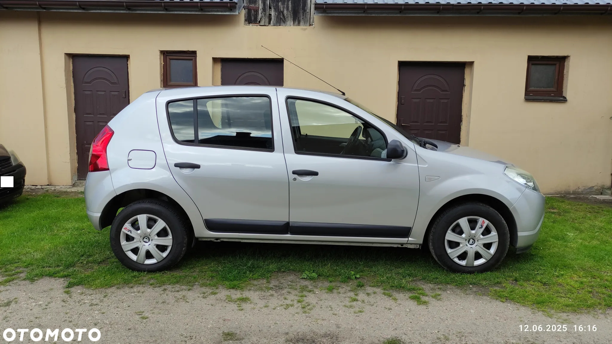 Dacia Sandero 1.2 16V 75 Ambiance - 7