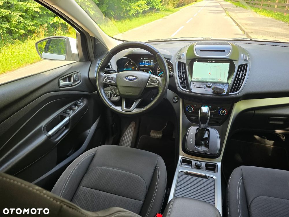 Ford Kuga 2.0 TDCi 4x4 Titanium - 34