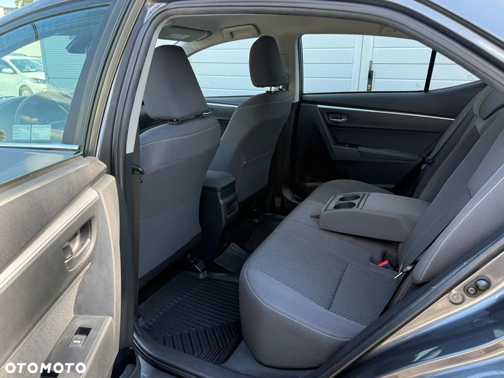 Toyota Corolla 1.6 Premium - 8