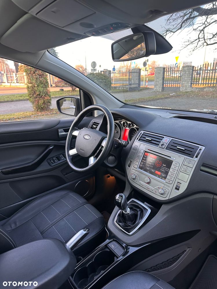 Ford Kuga 2.0 TDCi 4x4 Titanium - 18