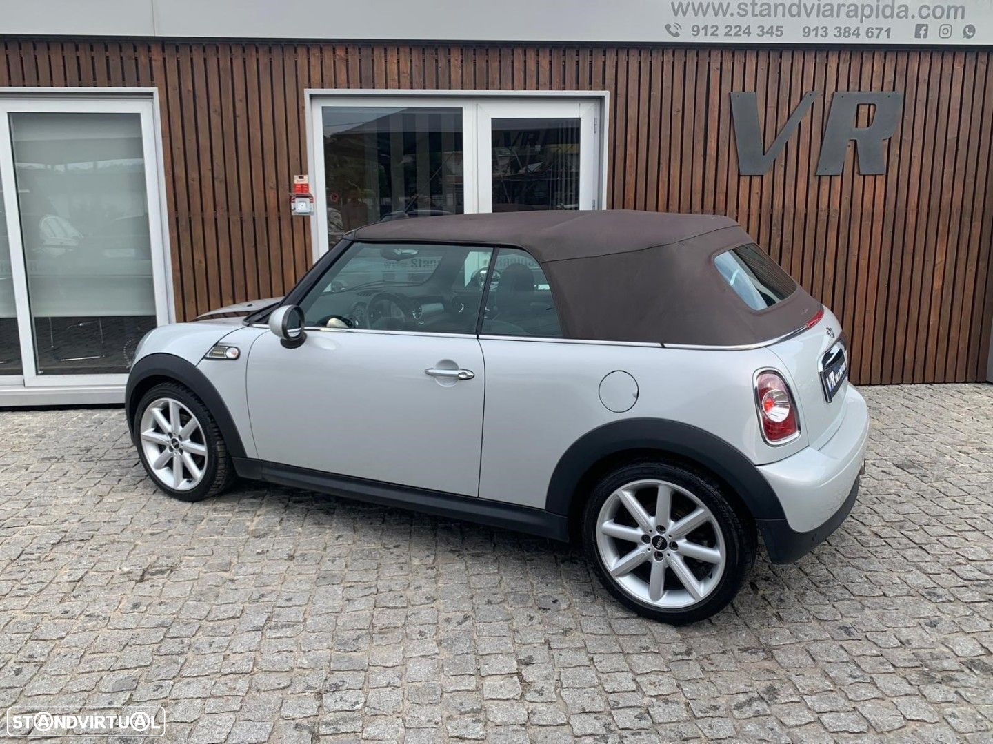 MINI Cabrio Cooper D - 27