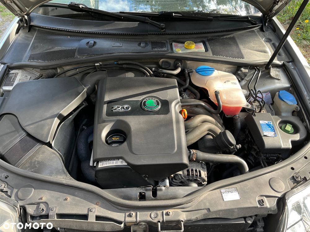 Skoda Superb 2.0 Comfort - 23
