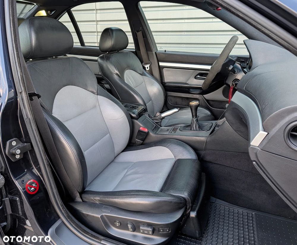 BMW M5 - 16
