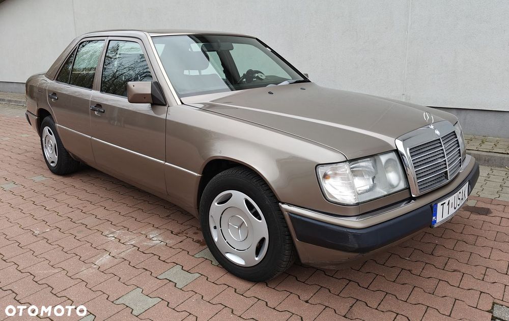 Mercedes-Benz W124 (1984-1993) - 10