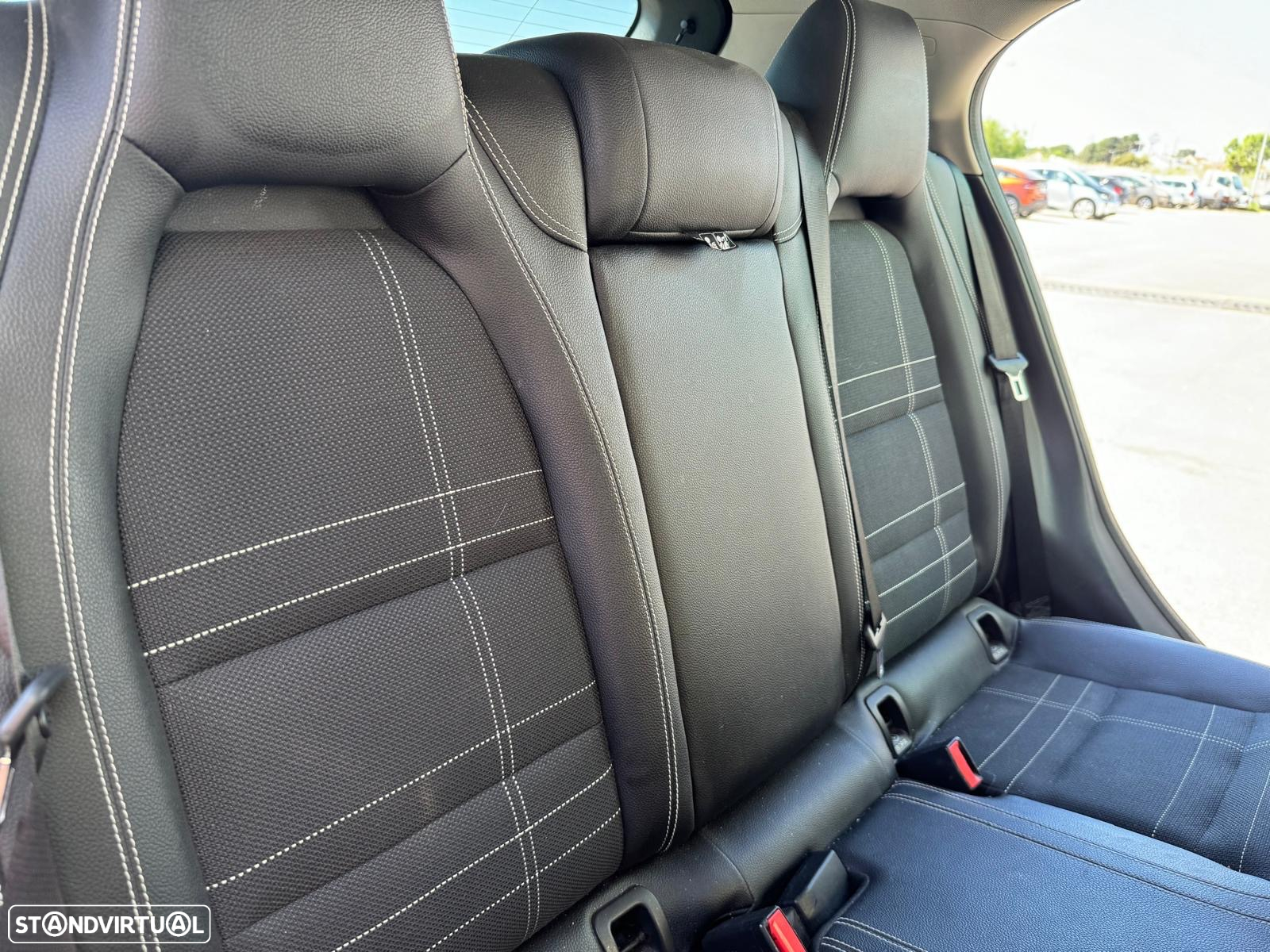 Mercedes-Benz GLA 180 CDi Aut. - 13