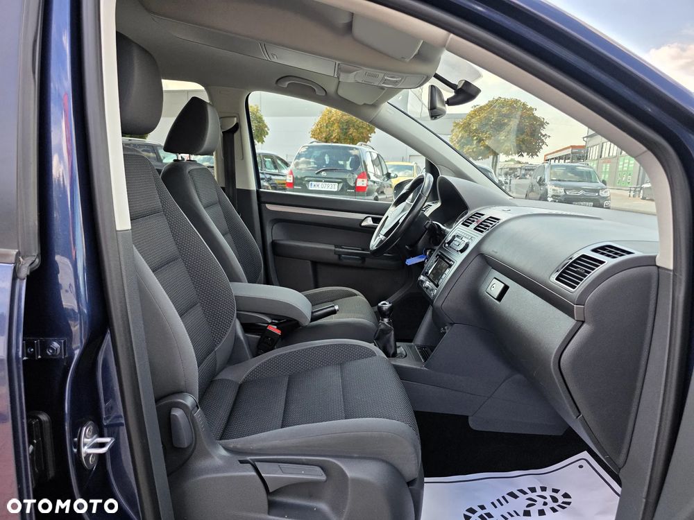 Volkswagen Touran 1.6 TDI DPF BlueMot Comfortline - 14