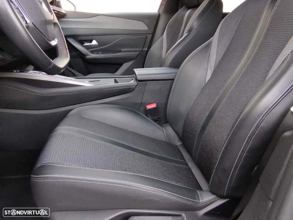 Peugeot 308 SW 1.2 PureTech Allure EAT8 - 34