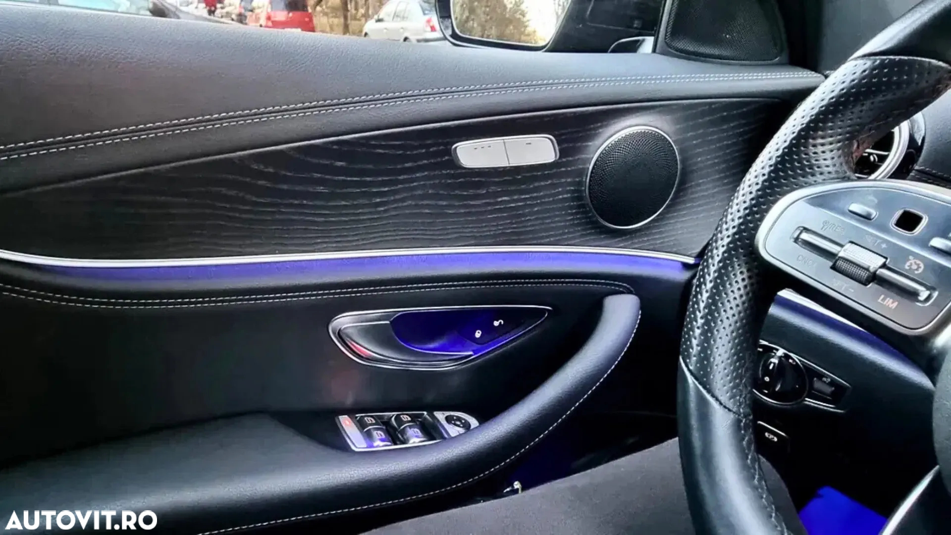 Mercedes-Benz E - 14