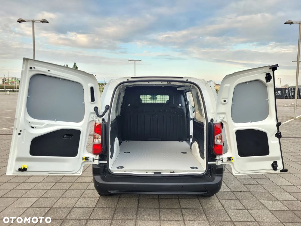 Peugeot Partner LONG AUTOMAT! KLIMA NAWIGACJA TEMPOMAT FV23% - 10