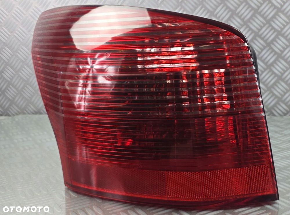 lampa lewy lewa tył tylna w błotnik PEUGEOT 407 KOMBI SW 2004-2008 EUROPA - 3