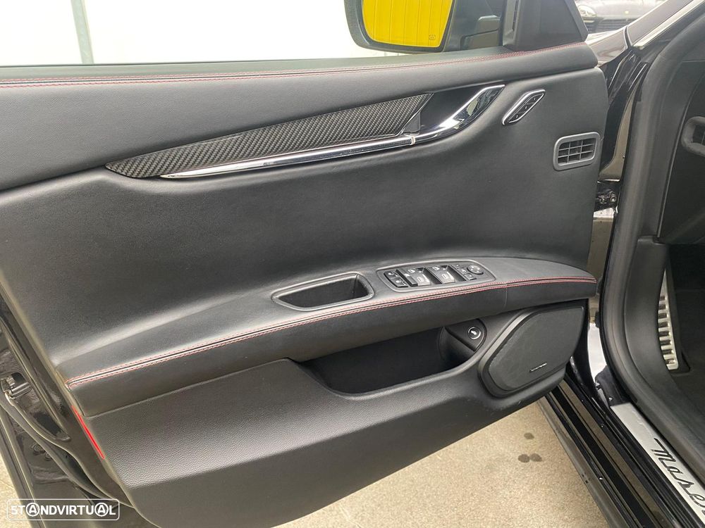 Maserati Quattroporte 3.0 V6 - 9