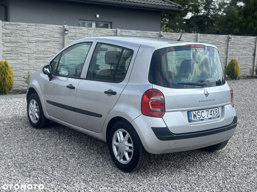 Renault Modus 1.2 16V Authentique - 11