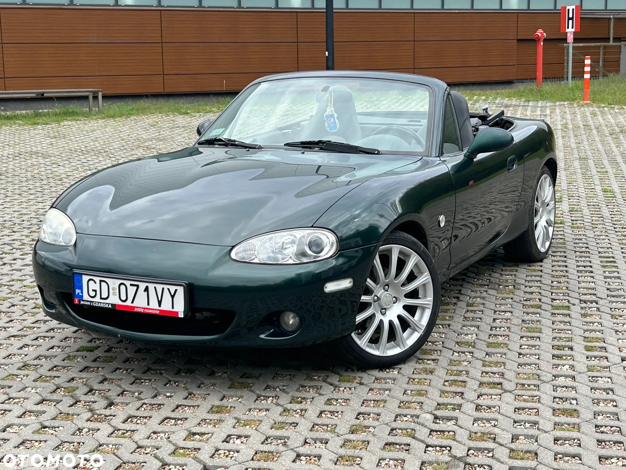 Mazda MX-5 1.8 16V - 12