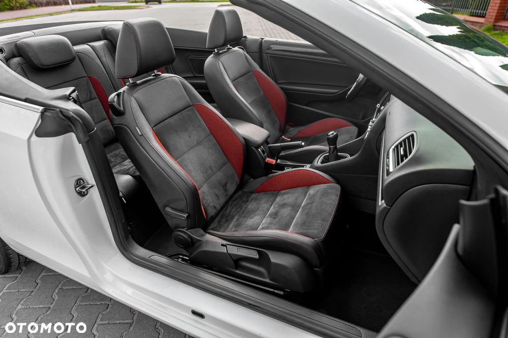 Volkswagen Golf Cabrio 1.4 TSI Cup - 23